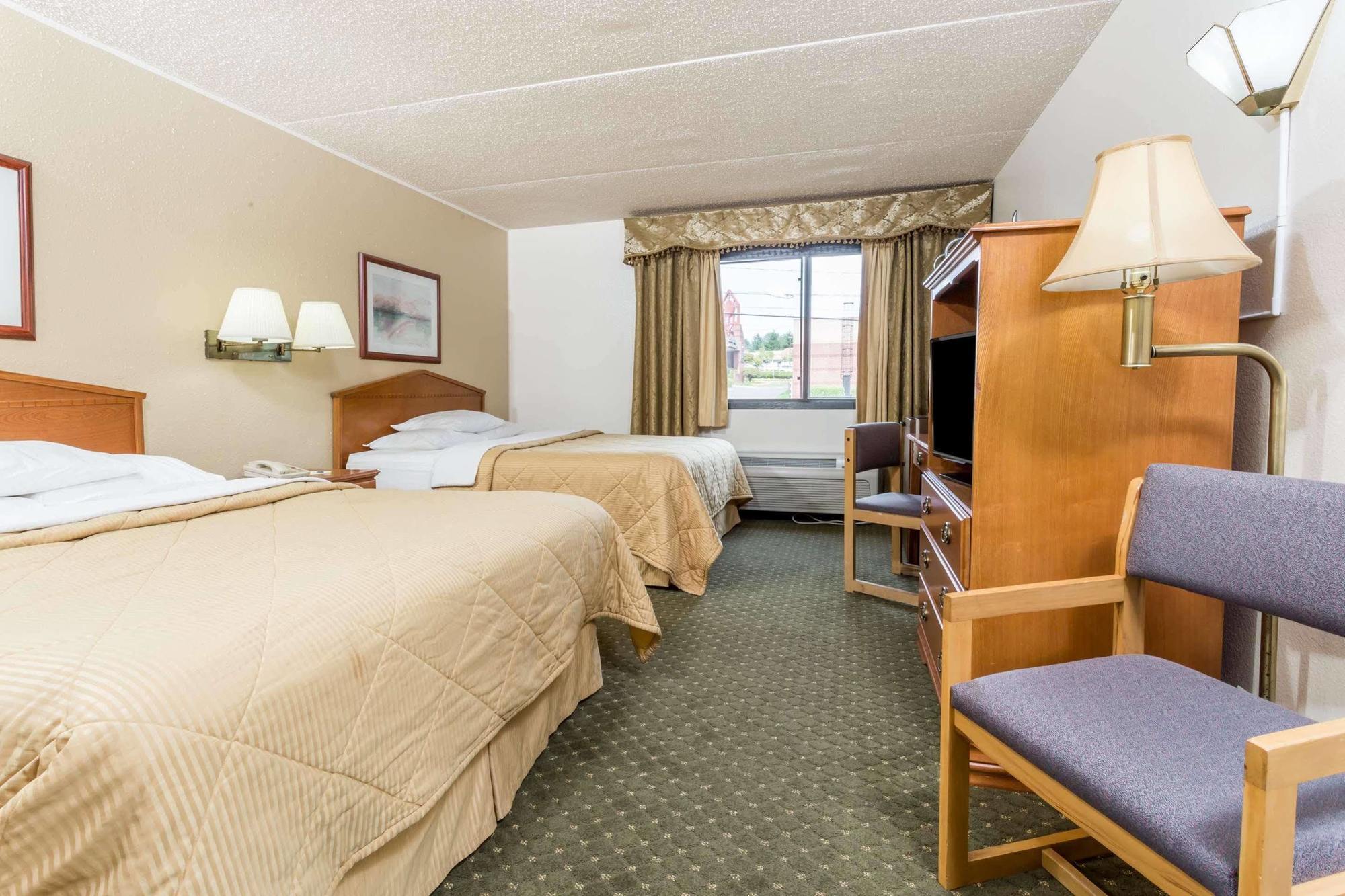 Quality Inn & Suites Clackamas - Portland Luaran gambar