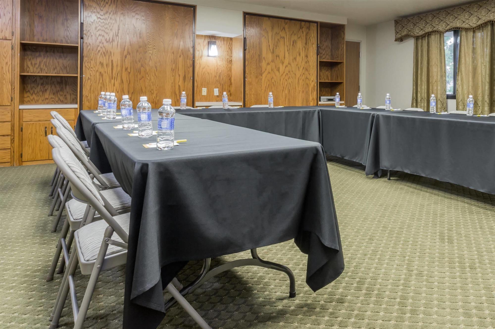 Quality Inn & Suites Clackamas - Portland Luaran gambar