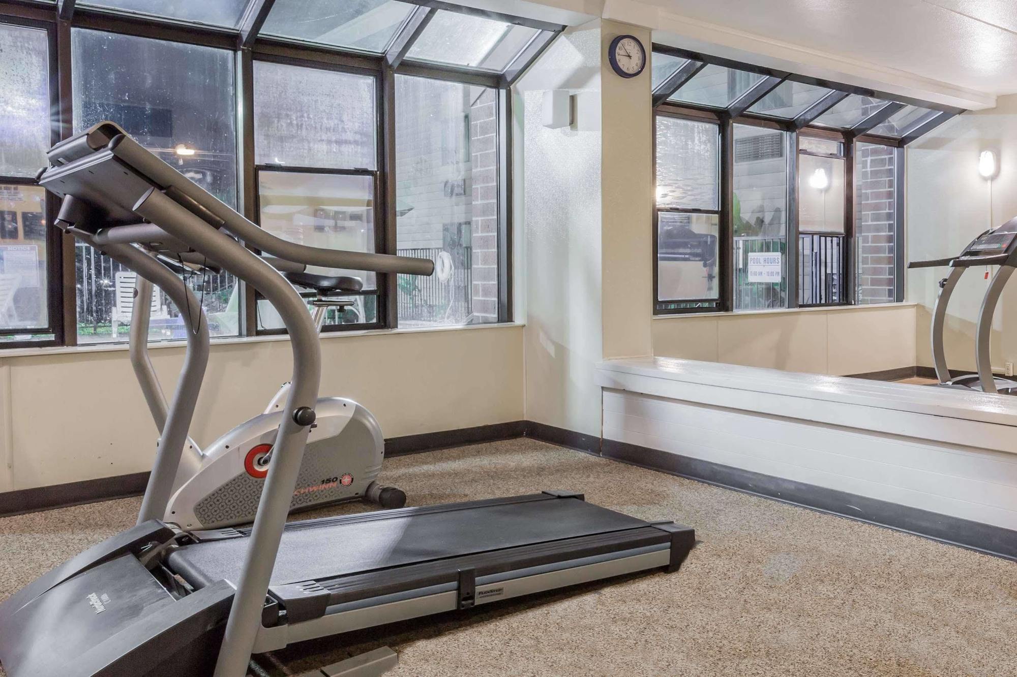 Quality Inn & Suites Clackamas - Portland Luaran gambar